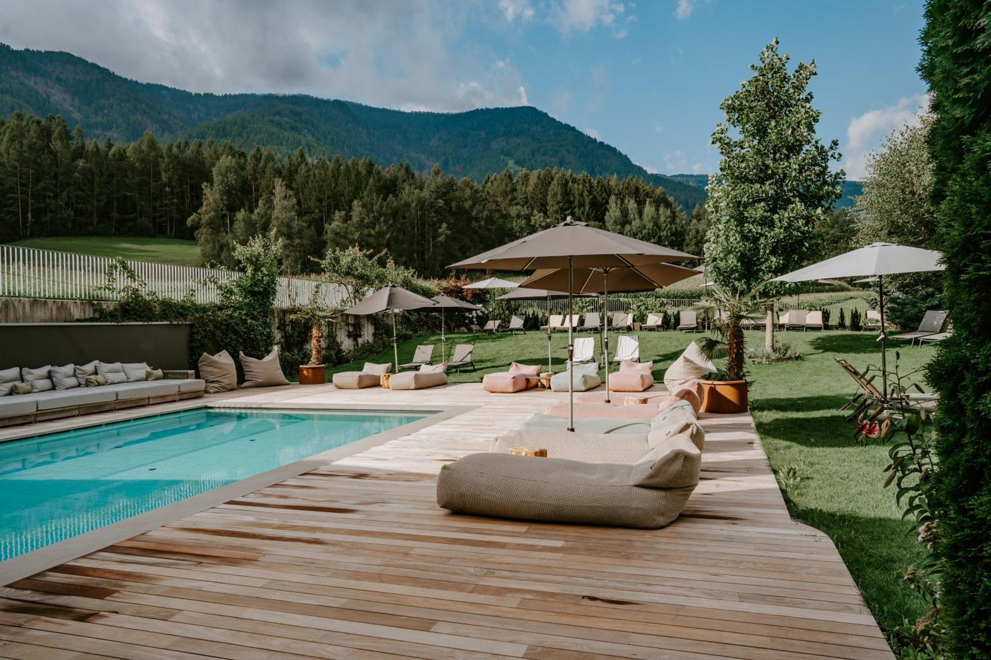Hotel Petrus Brunico Kültér fotó