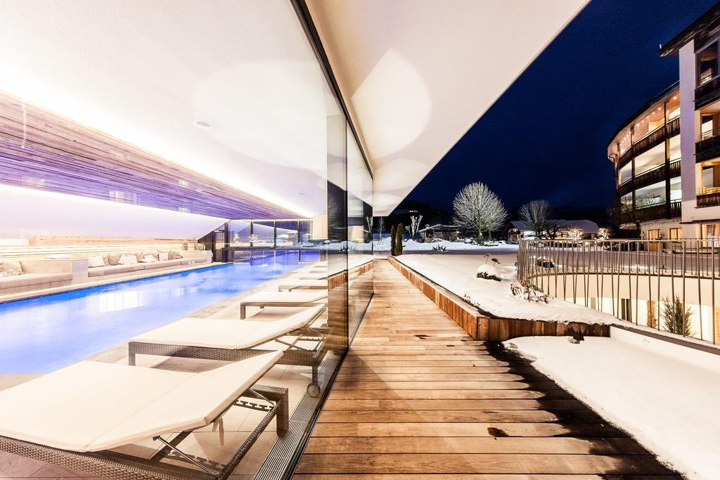 Hotel Petrus Brunico Kültér fotó