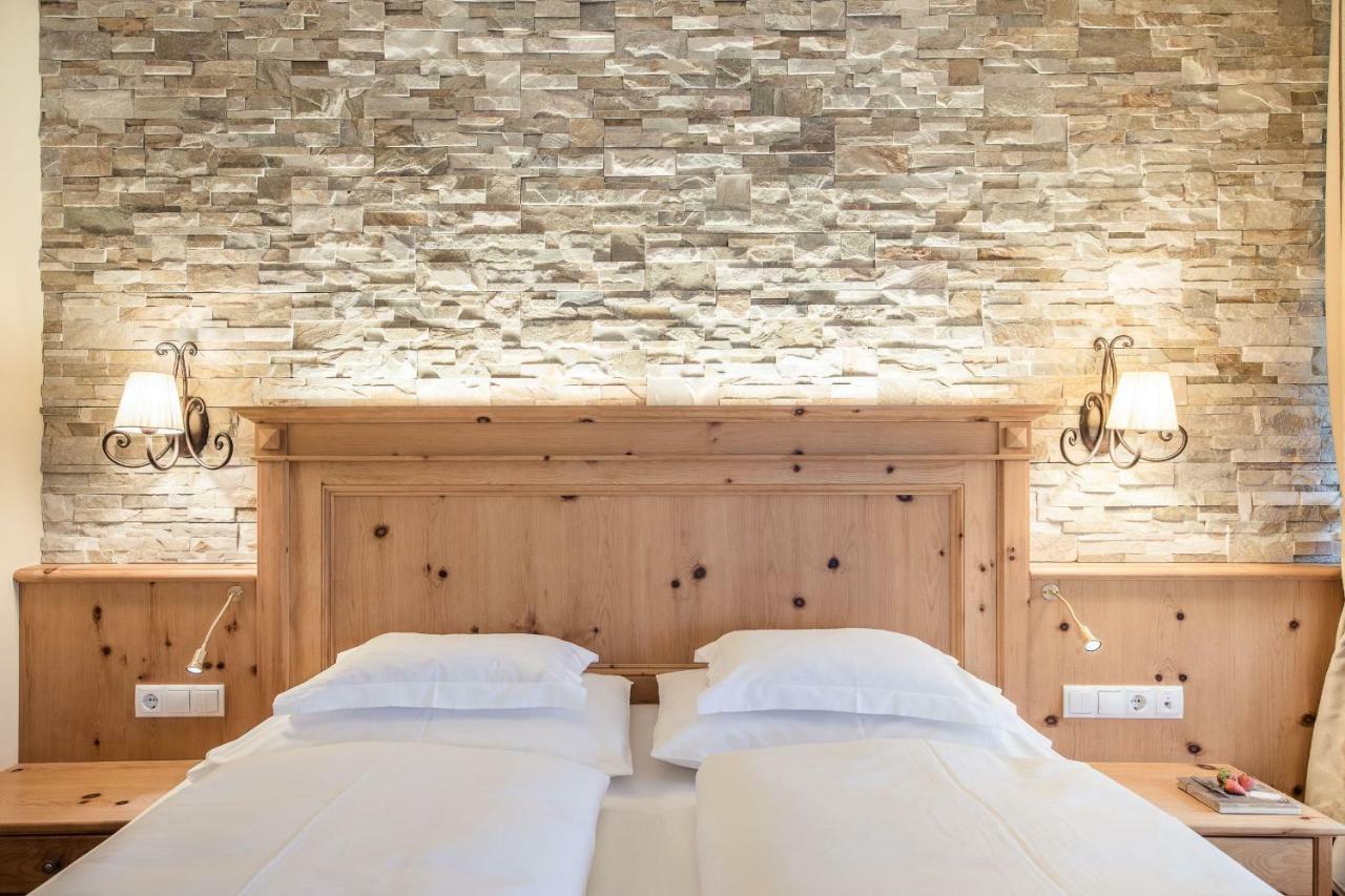 Hotel Petrus Brunico Kültér fotó