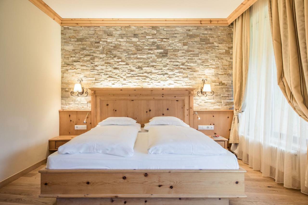 Hotel Petrus Brunico Kültér fotó
