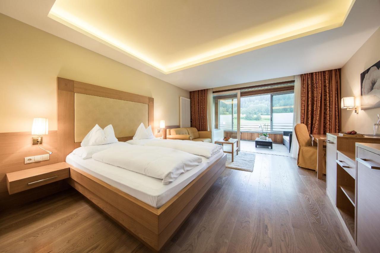 Hotel Petrus Brunico Kültér fotó